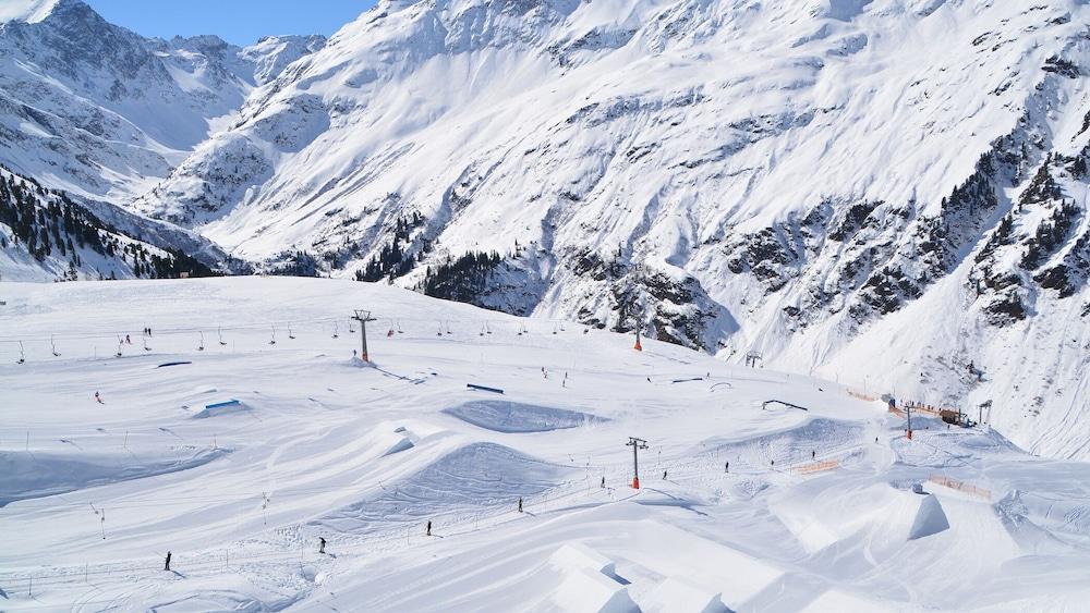 Hit The Sky Hotel Sankt Anton am Arlberg Exterior photo